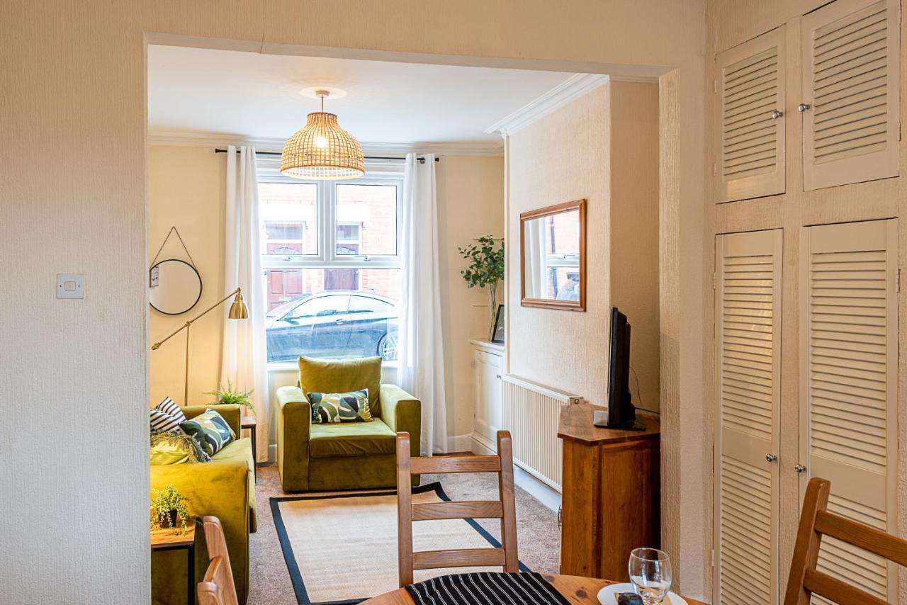 2 Bed, Up To 6 Guests Near Chester City Centre מראה חיצוני תמונה