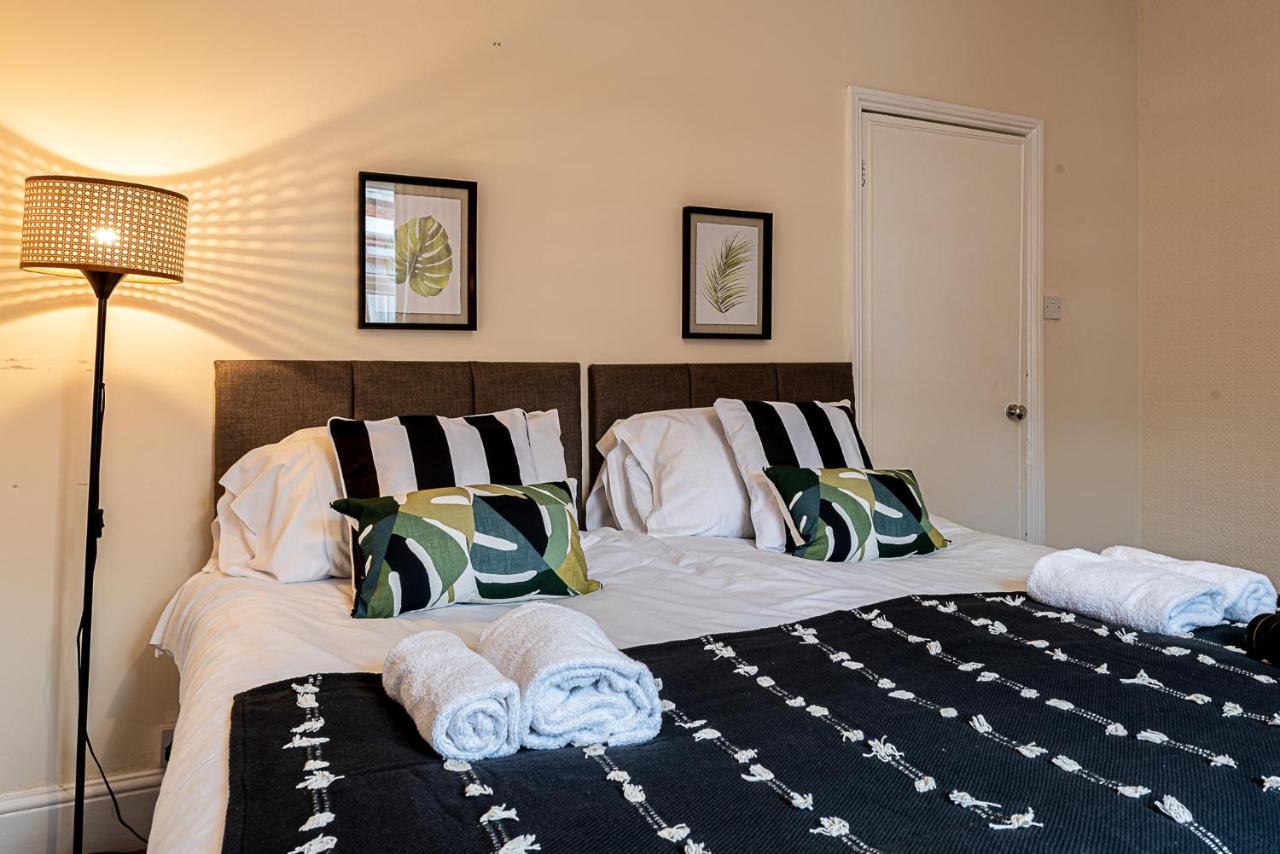 2 Bed, Up To 6 Guests Near Chester City Centre מראה חיצוני תמונה