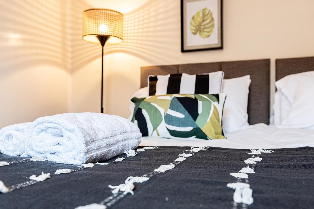 2 Bed, Up To 6 Guests Near Chester City Centre מראה חיצוני תמונה