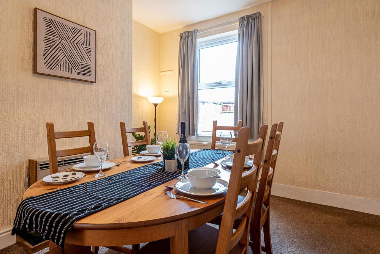 2 Bed, Up To 6 Guests Near Chester City Centre מראה חיצוני תמונה
