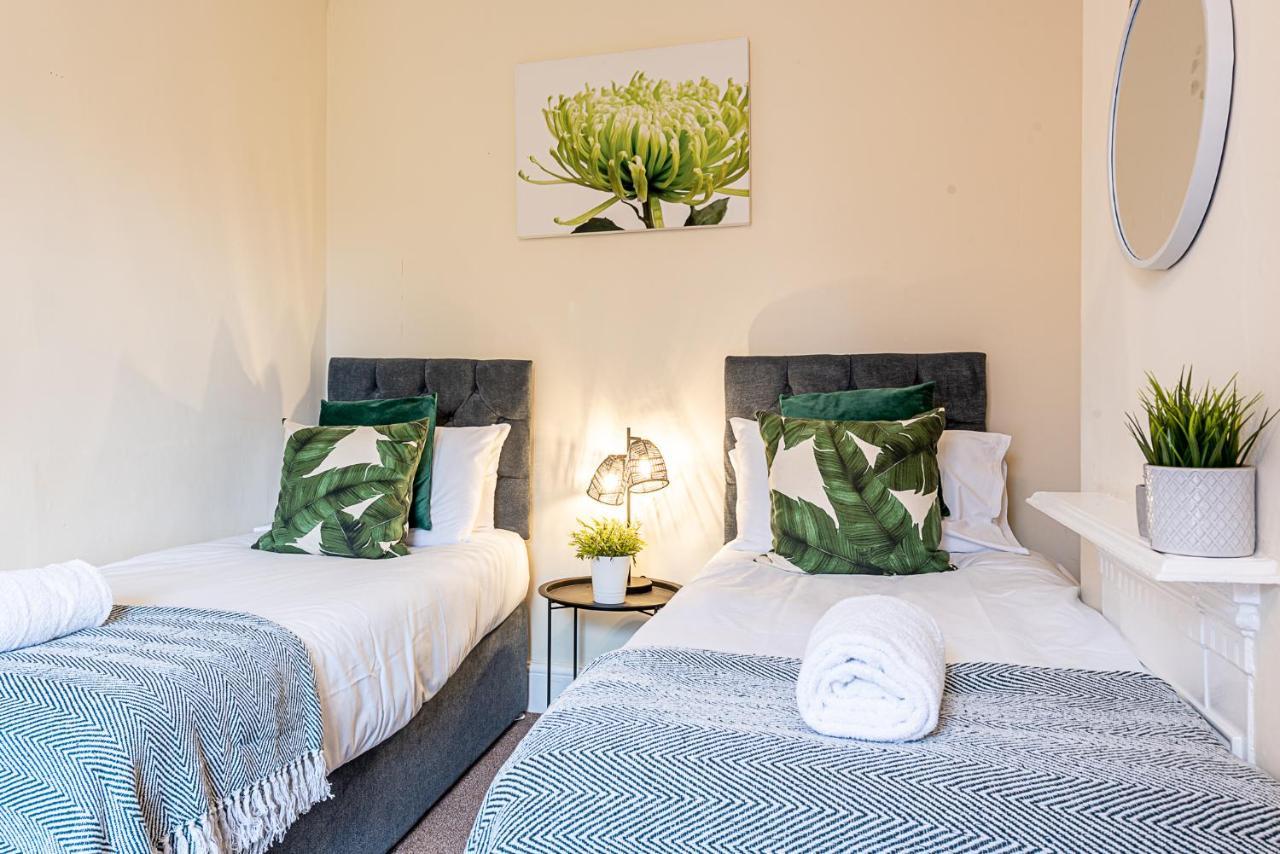 2 Bed, Up To 6 Guests Near Chester City Centre מראה חיצוני תמונה